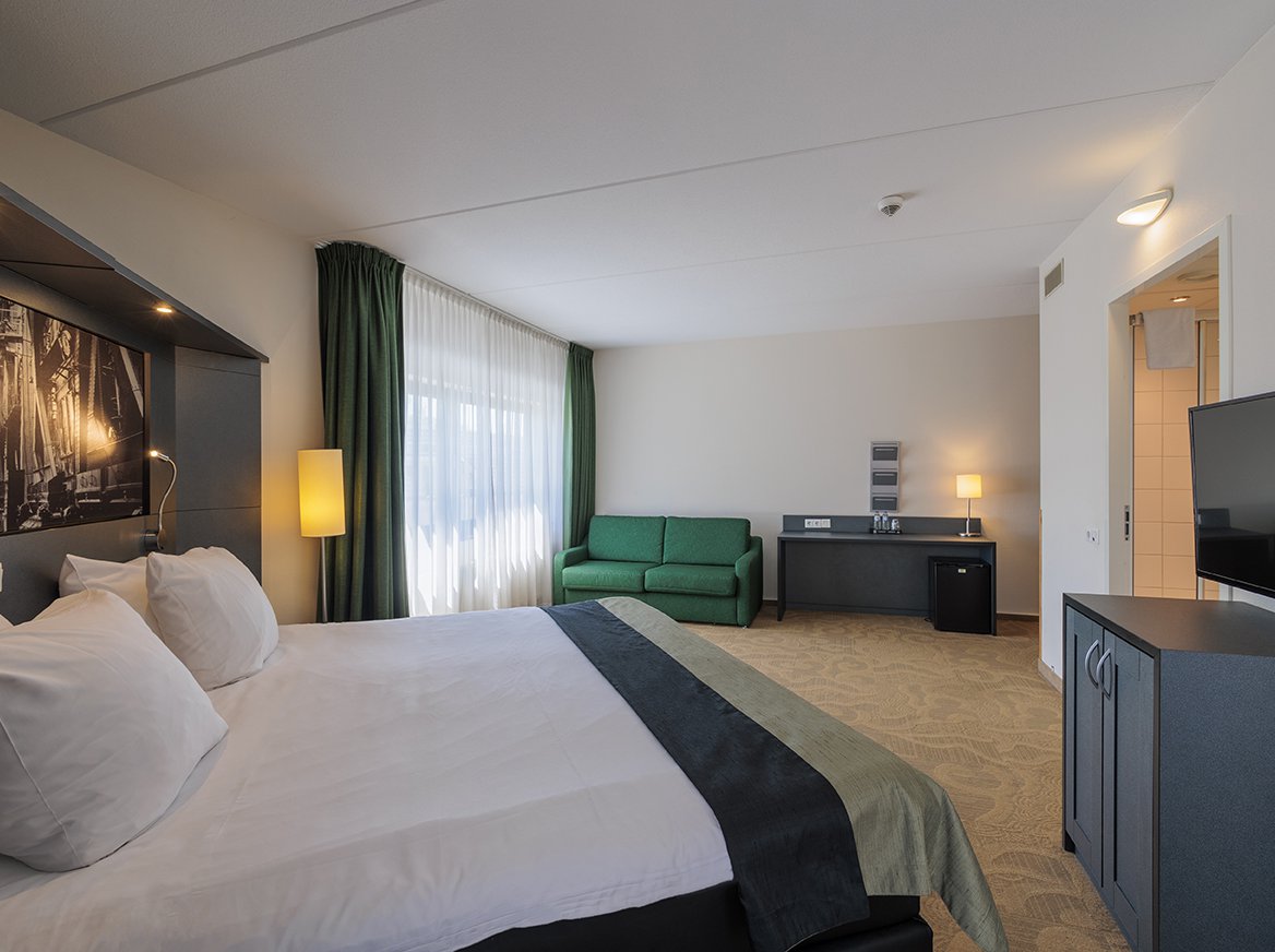 EH - City Hotel Hengelo - Junior Suite - 03.jpg