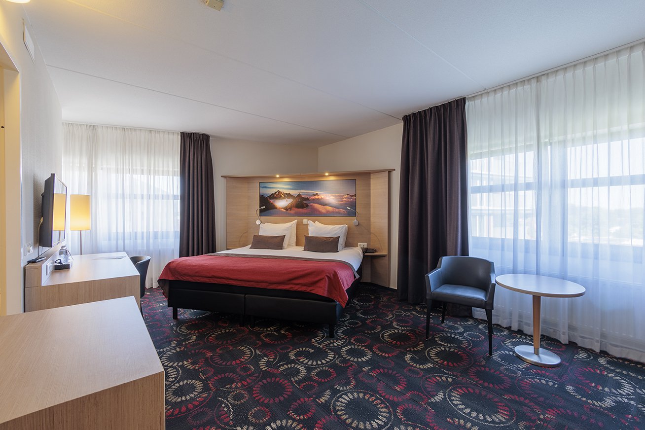 EH - City Hotel Hengelo - Junior Suite - 07.jpg