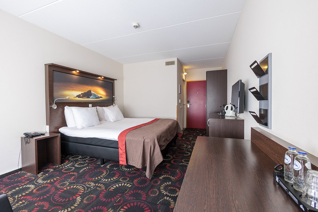 EH - City Hotel Hengelo - King - 04.jpg