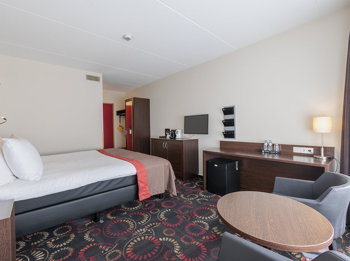 EH - City Hotel Hengelo - Superior - 03.jpg