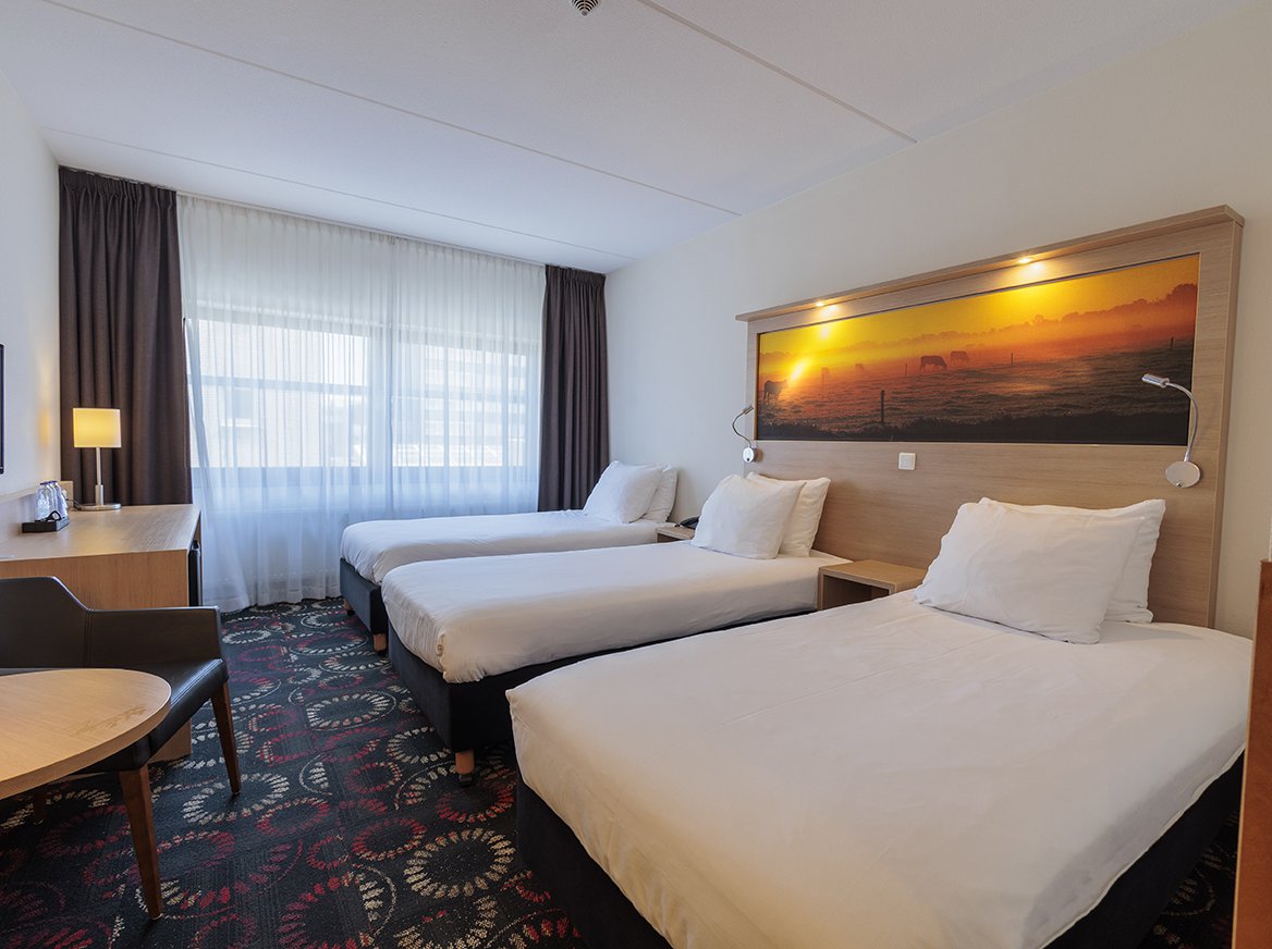 EH - City Hotel Hengelo - Triple - 01.jpg