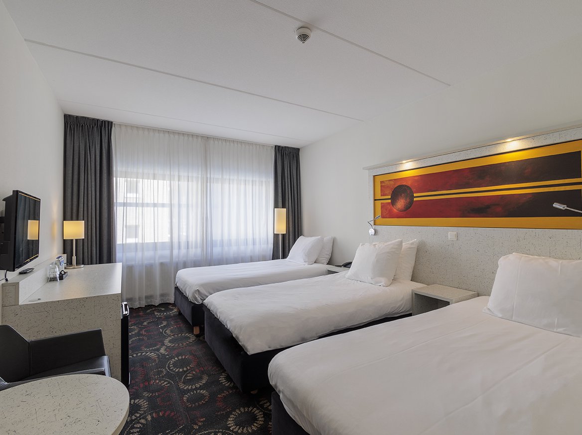 EH - City Hotel Hengelo - Triple - 07.jpg