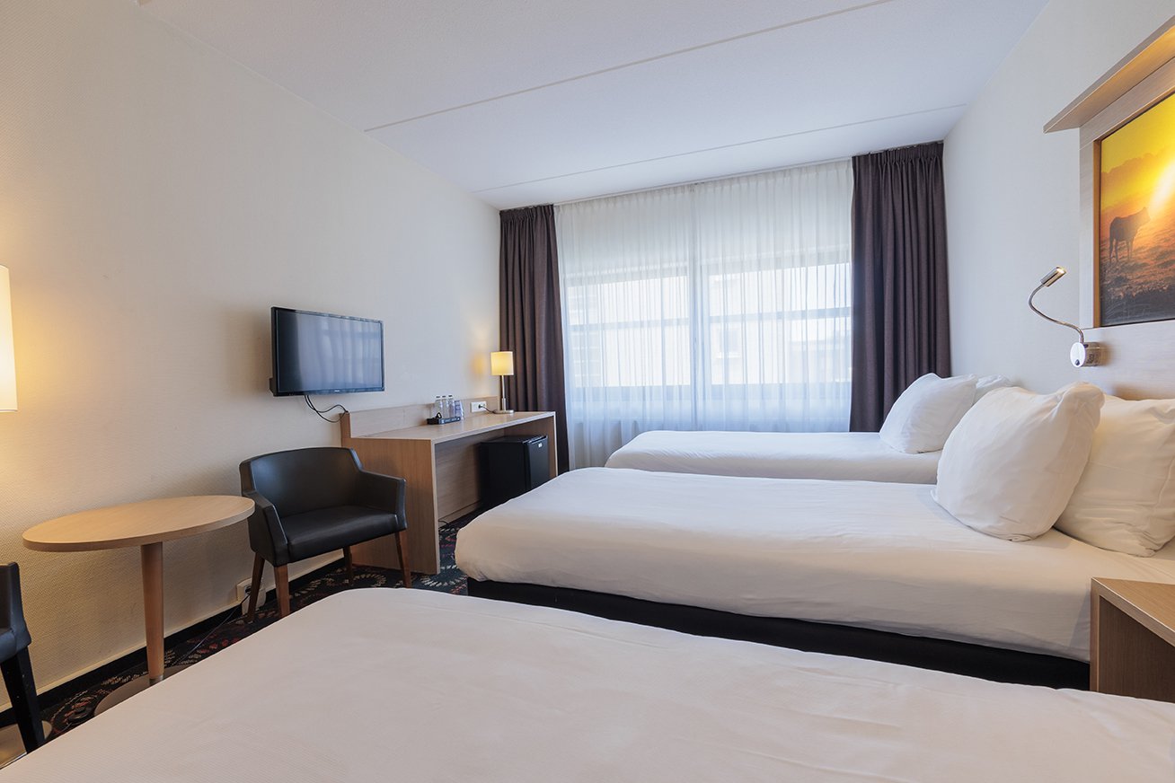 EH - City Hotel Hengelo - Triple - 03.jpg