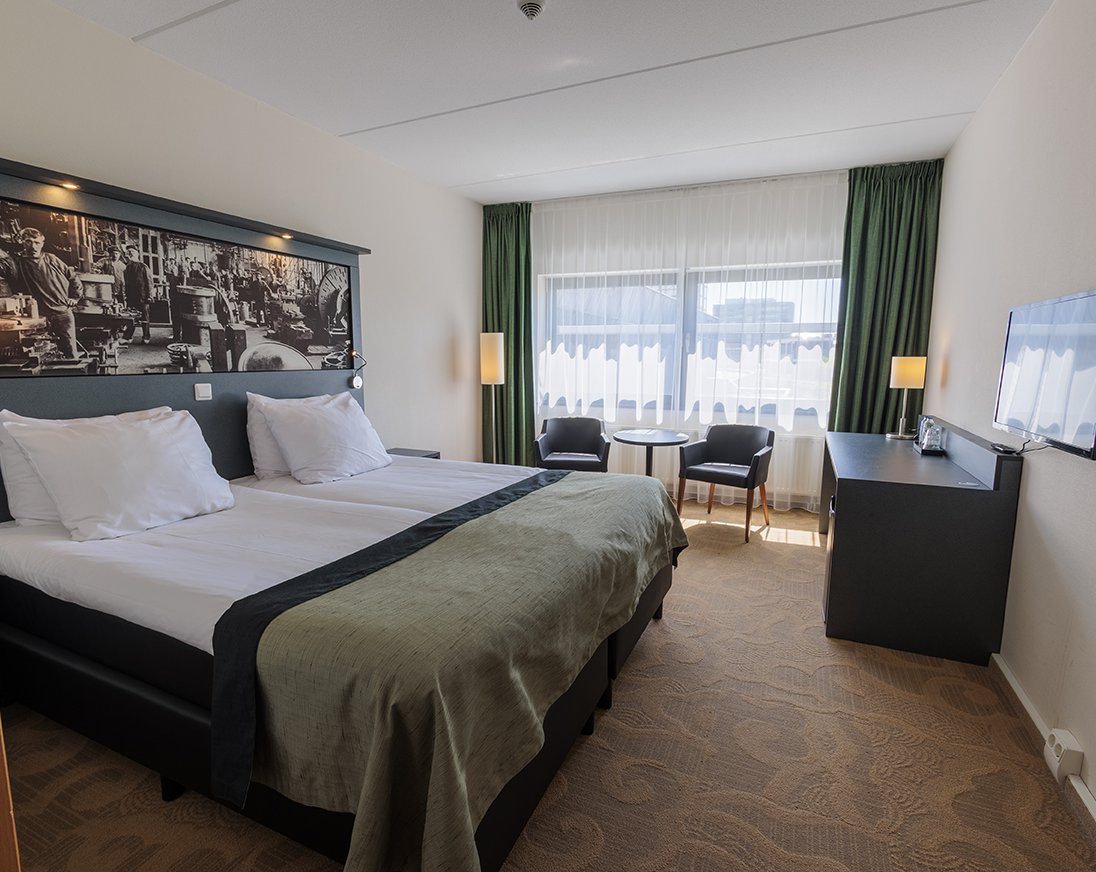 EH - City Hotel Hengelo - Twin - 01.jpg