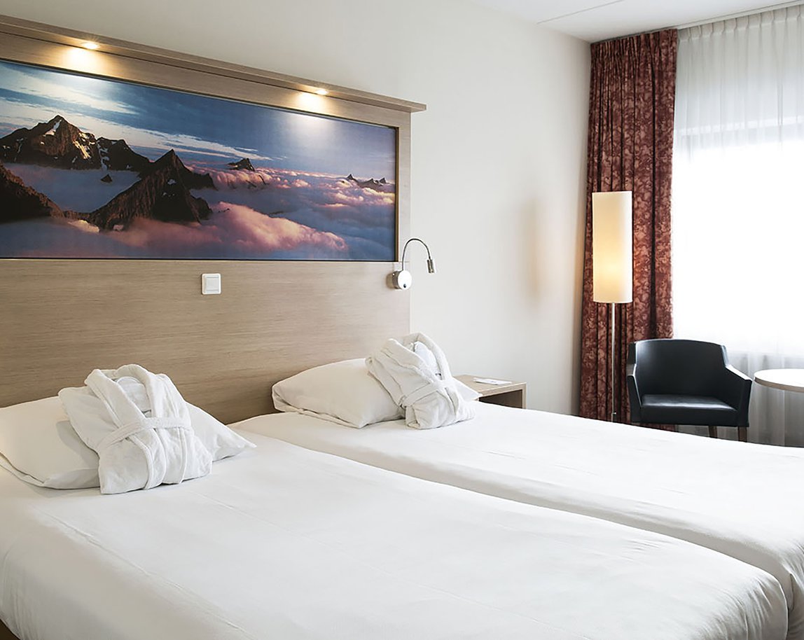 EH - HECI - KAMER - 2 - LR.jpg